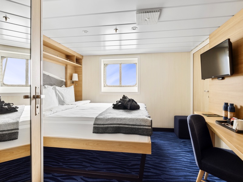 Polar Outside | Outside cabin for 2 travellers